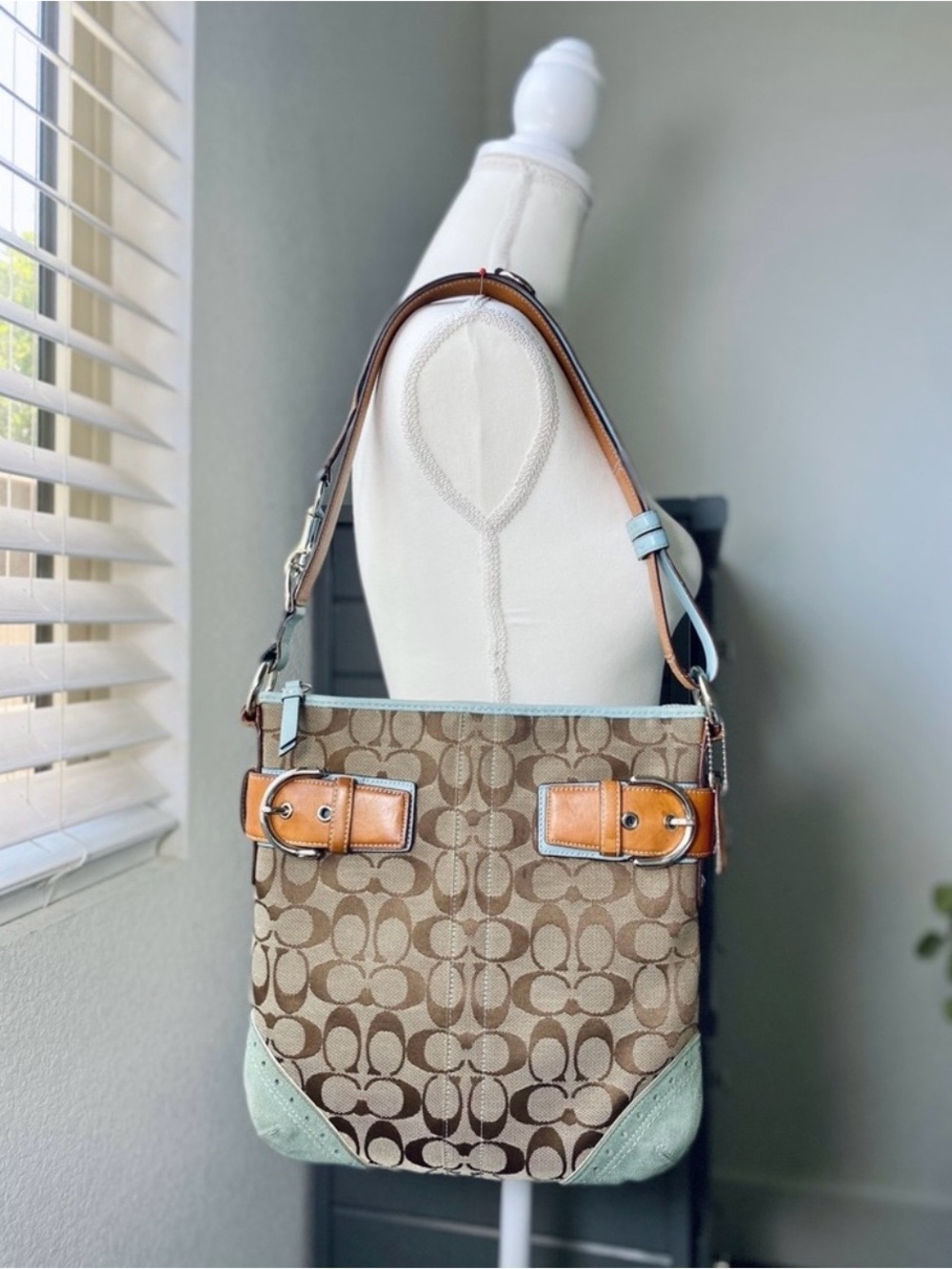Coach Vintage Soho Duffle - Picture 12 of 12